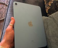 Apple iPad 10th Generation 256GB in Blue