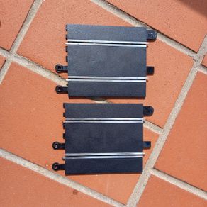 Scalextric C8222: 2x Converter Track 1/2 Straights