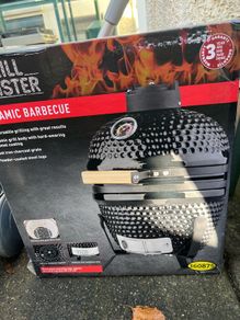 Grill Meister ceramic barbecue