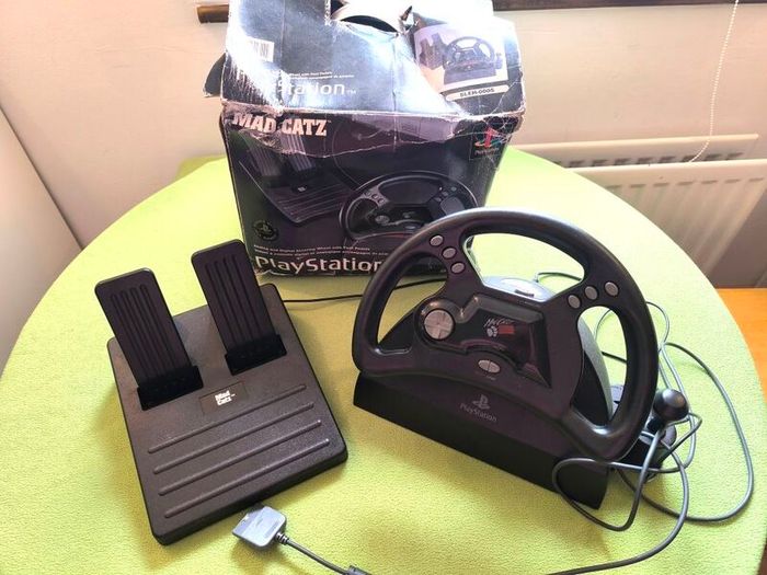 PS1 Mad Catz Racing Analog Steering Wheel and Pedals