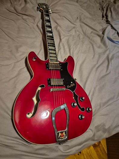 Hagstrom Viking SemiHollow