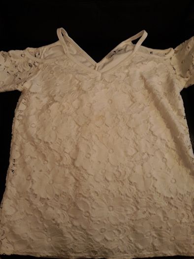 Lace V-Neck Top/Size:10 UK
