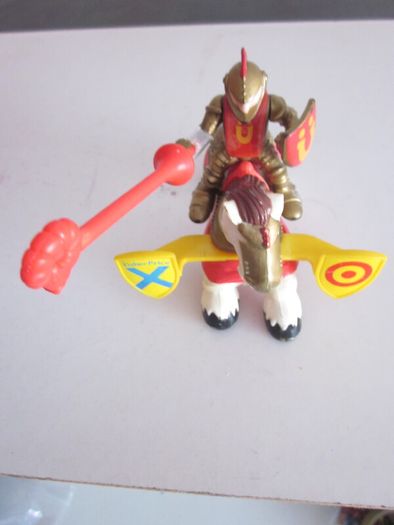 Fisher Price Great Adventures Castle Playset Horses Jousting (2)