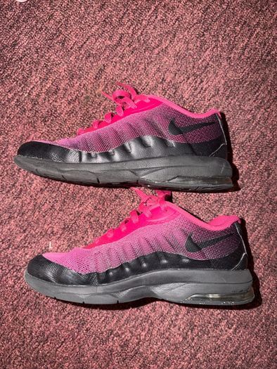 Nike Air Max Invigor