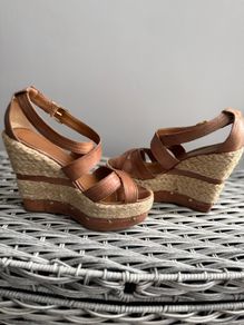 River Island Tan Wedges