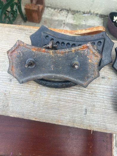 6 cast iron handles