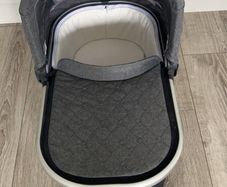 Uppababy Vista V2 Bundle