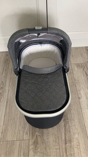 Uppababy Vista V2 Bundle