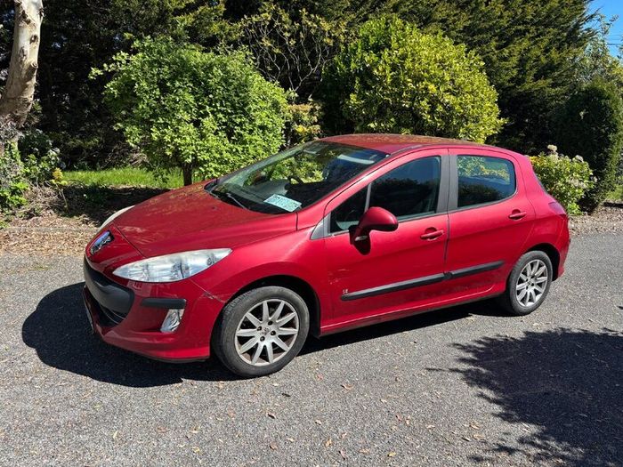 Peugeot 308 HDI Diesel 2010. NCT May 2027
