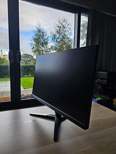 Acer 27 inch built-in speakers