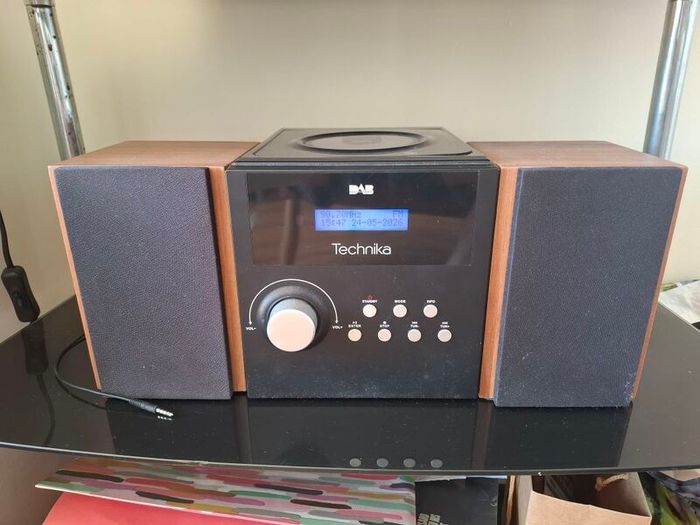 Technika DAB/FM Stereo System with CD Player and AUX