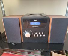 Technika DAB/FM Stereo System with CD Player and AUX