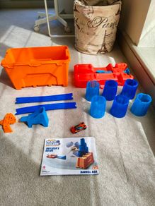 Hot wheels truck builder barrel box