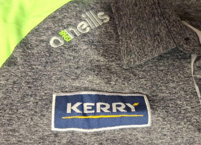 Kerry GAA O'Neills Gaelic Football Jersey (Adult Medium) FREE POST