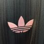 oasis adidas Image 4