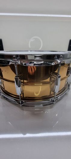 Ludwig Smooth Bronze Vintage Monroe Badge 14 x 6.5 Snare Drum