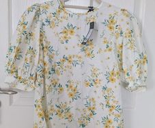 New look yellow and white floral top