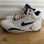 Nike Air Flight Lite Mid Image 3