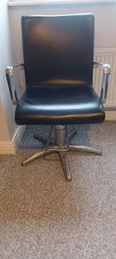Hair salon chair