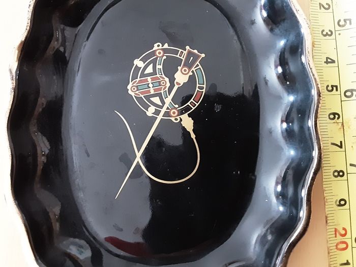 Arklow pottery trinket dish,