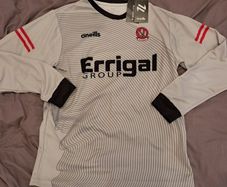 New Derry Gaa Top