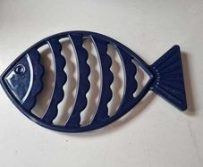 Cast Iron Pan Trivet "Fish"