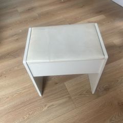 dressing table stool