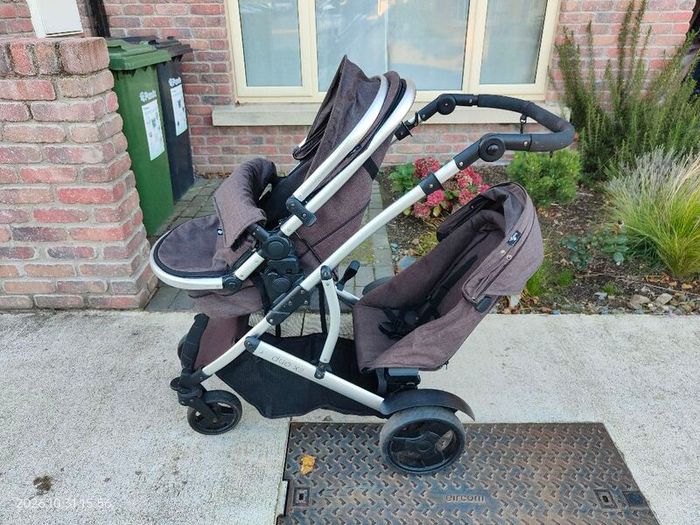 Babylo Duo x2 (double buggy) with MaxiCosi CabrioFix Isofix Base