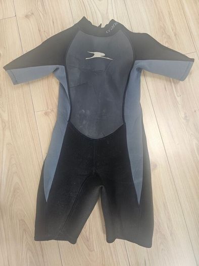 wet suit