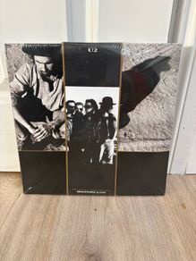U2