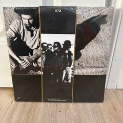 U2