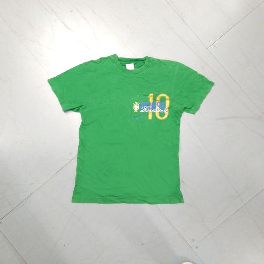 Brazil (XLB) 2006 Ronaldinho Tee Shirt Tshirt Jersey Vintage Retro Nike Jersey Brasil Soccer Football Retro Oldschool Youths CHilds Chilrdrens Girls Ladies Womans