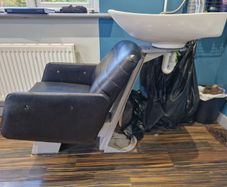 Hairdresser's back wash Sink for sale.