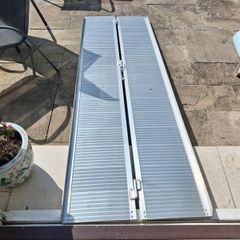 Portable wheelchair ramp