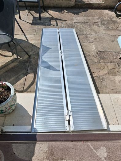 Portable wheelchair ramp
