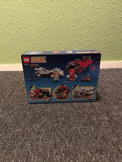 Lego Silver's car vs Knuckles monster Truck