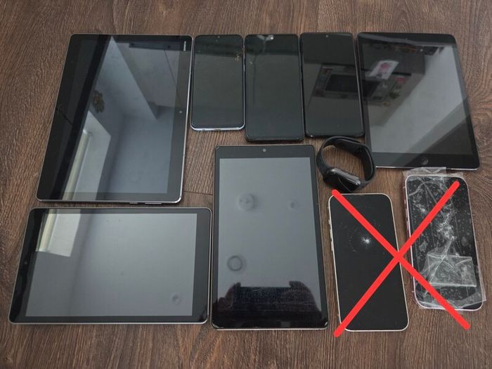 Phone/Tablet lot