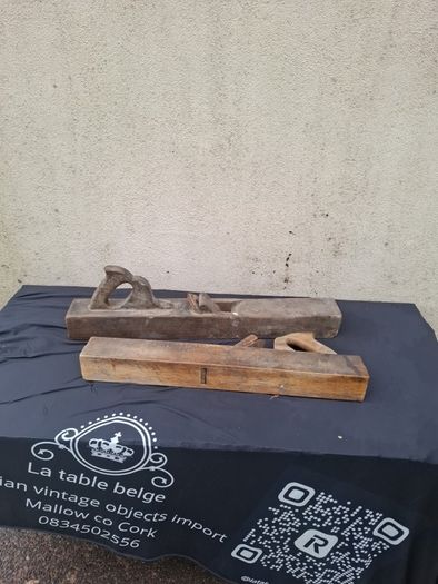 By post only 2 large wood planer