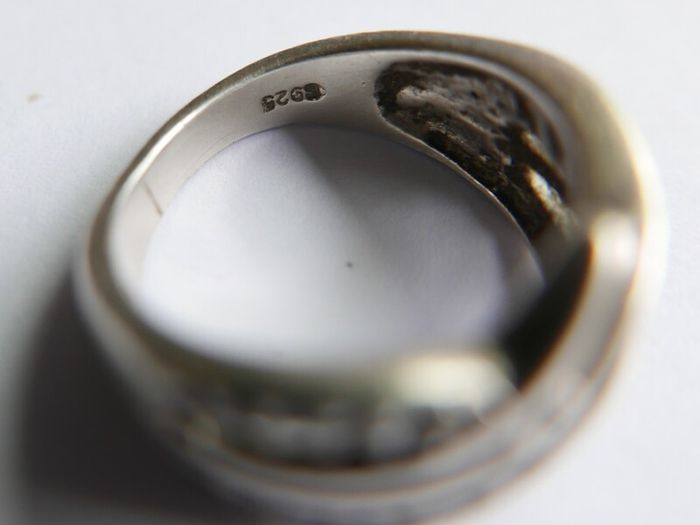 Vintage 925 Sterling Silver Crossover Ring with Stone Setting size M - 5,1g