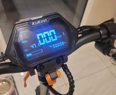 Kukirin G2 electric scooter