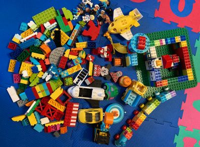 Genuine Lego Duplo mix blocks 345 pieces 4.5 kg