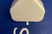 Apple Wall Charger Plug iPhone iPad iPod brand new