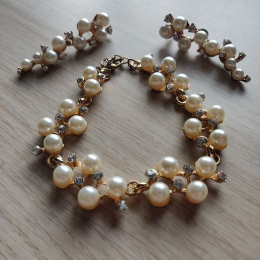 Bracelet and Earrings