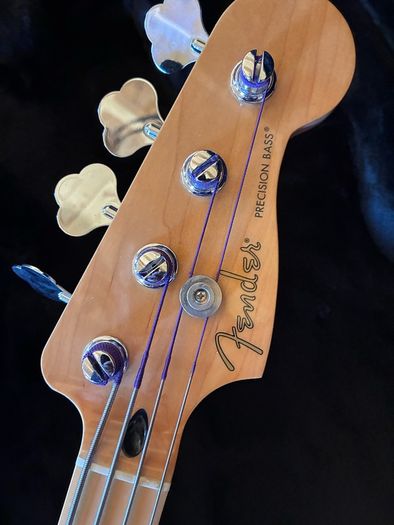 Fender Player Precision Bass