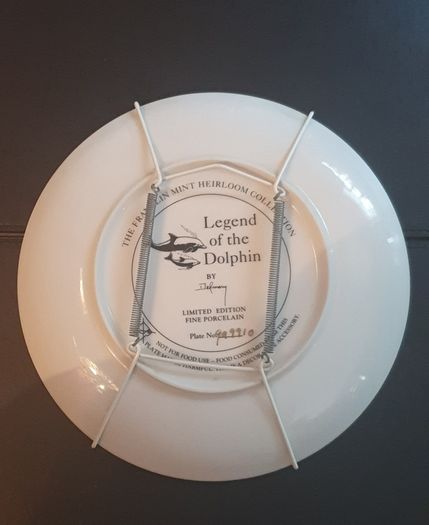 Franklin Mint Limited Edition Fine Porcelain Decorative Plate