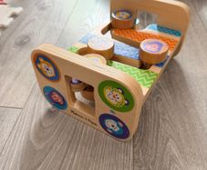 Melissa & Doug Safari Zig Zag Tower