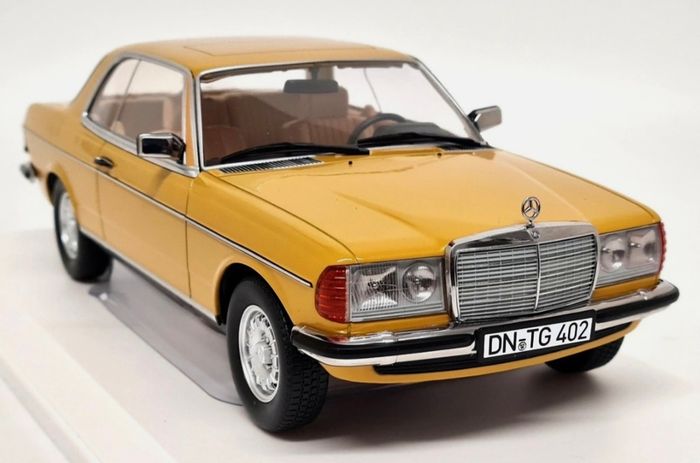 Mercedes Benz 280ce 1980 - 1/18 - Norev -  New In Box