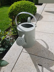 metal watering can