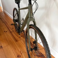 Cube Hyde Pro M54cm / Gates Carbon Drive MINT.