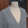 Gallery stripe top Image 4